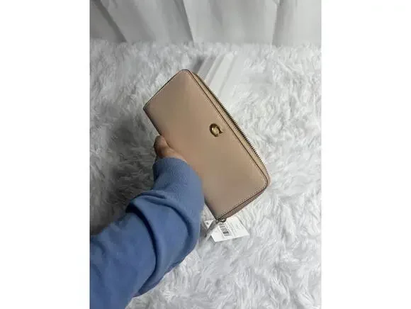 Coach Zip-Around Wallet in Nude Leather - Picture 2 of 6